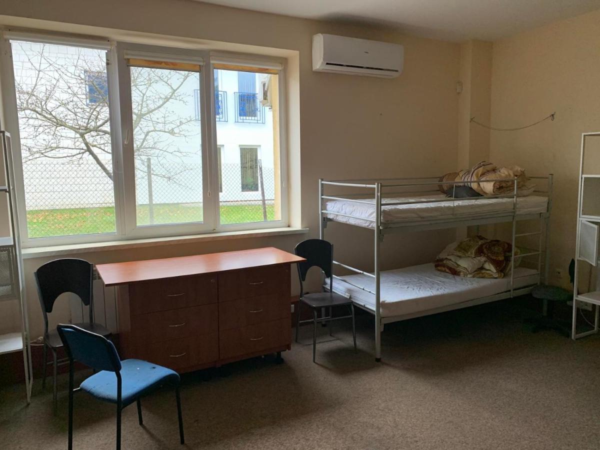 Amidi Hostel Piaseczno Piaseczno  Luaran gambar